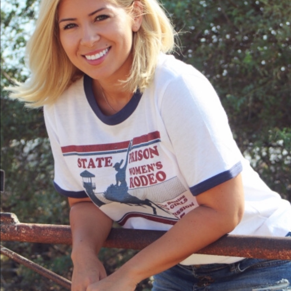 Women’s State Prison Rodeo T-Shirt Western Cowgirl - Picture 3 of 3
